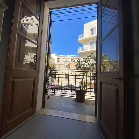 Bright Island Apartman